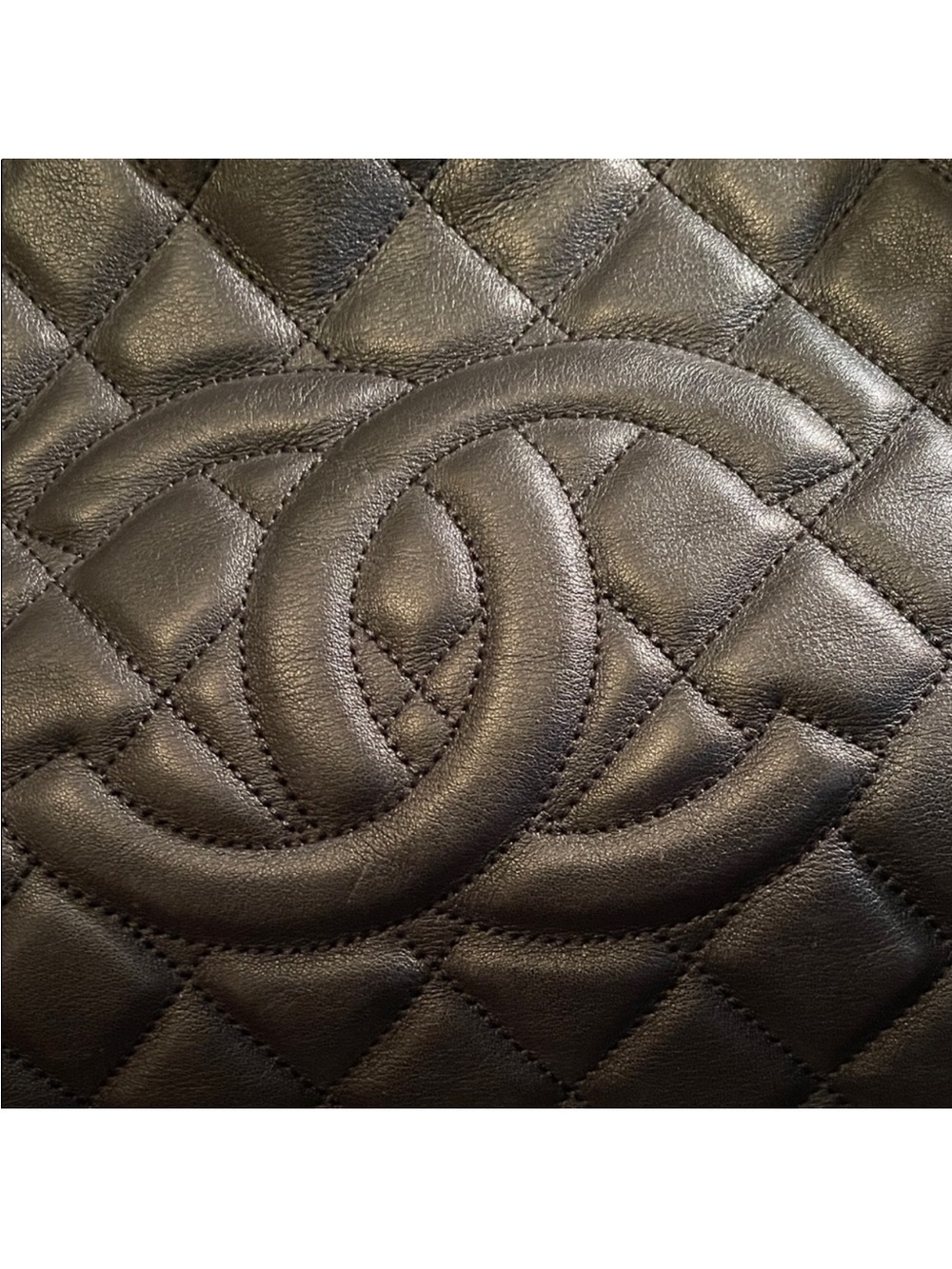 CC Shoulder Travel Bag - Black Quilted with Silver Accents High Quality Fashion - Picture 4 of 16